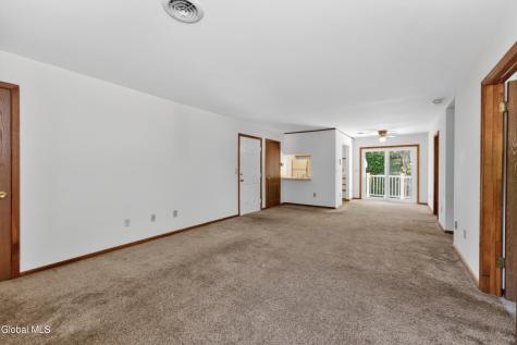 102 Cedarview Lane Watervliet NY 12189
