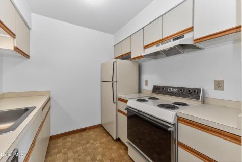 102 Cedarview Lane Watervliet NY 12189