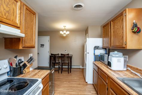 95 Tallow Wood Drive Clifton Park NY 12065