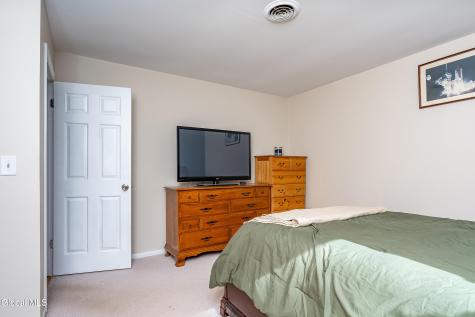 95 Tallow Wood Drive Clifton Park NY 12065