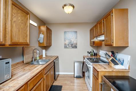 95 Tallow Wood Drive Clifton Park NY 12065