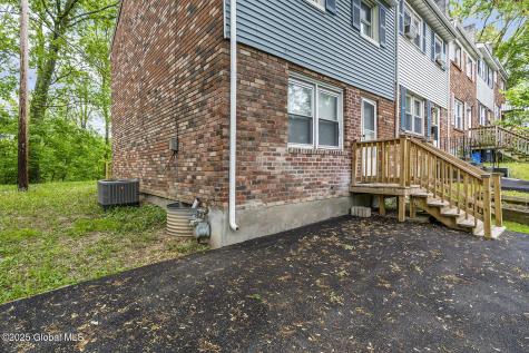 98 Mount Hope Drive Albany NY 12202