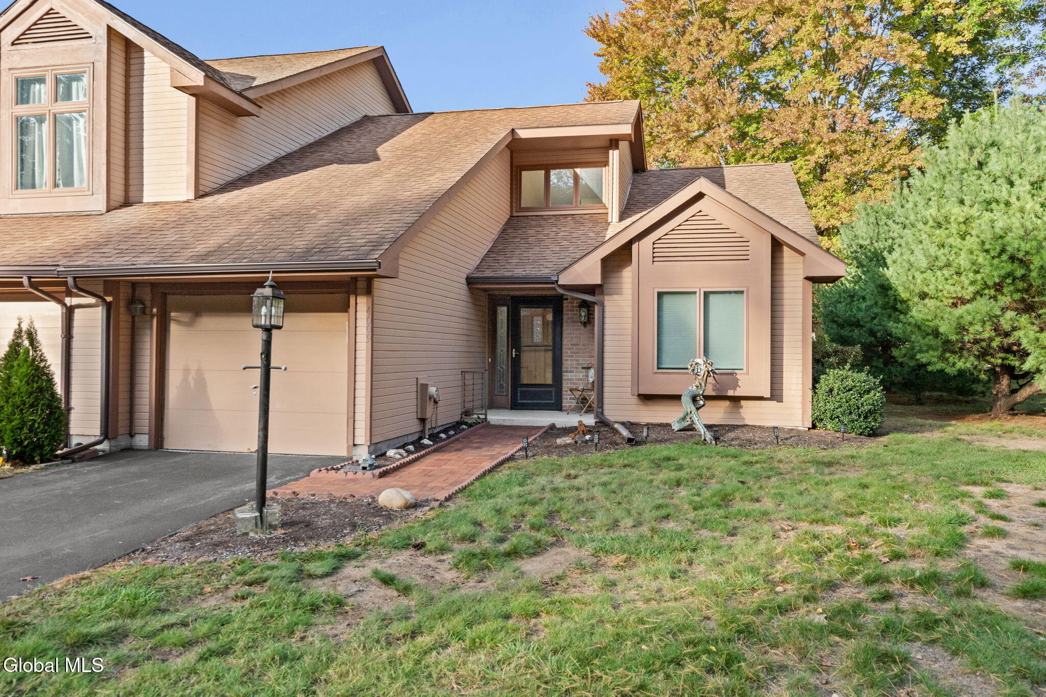 4009 Georgetown Square Schenectady NY 12303