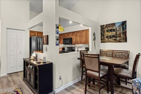 4009 Georgetown Square Schenectady NY 12303