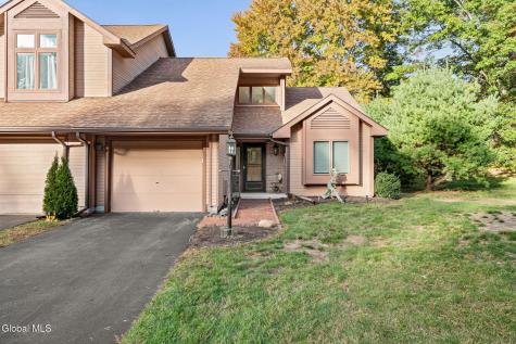 4009 Georgetown Square Schenectady NY 12303