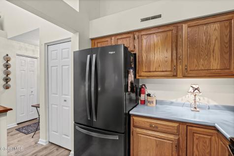 4009 Georgetown Square Schenectady NY 12303