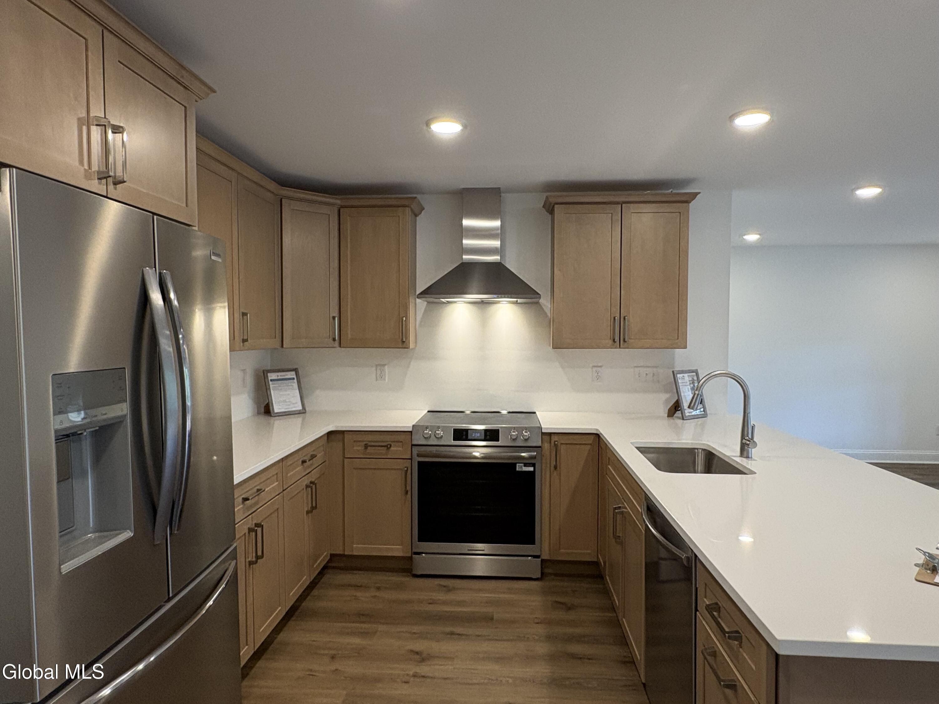 14 Prescott Drive Glenville NY 12302