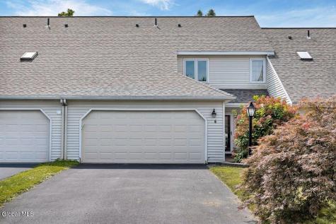 4 Rusfield Drive Glenmont NY 12077