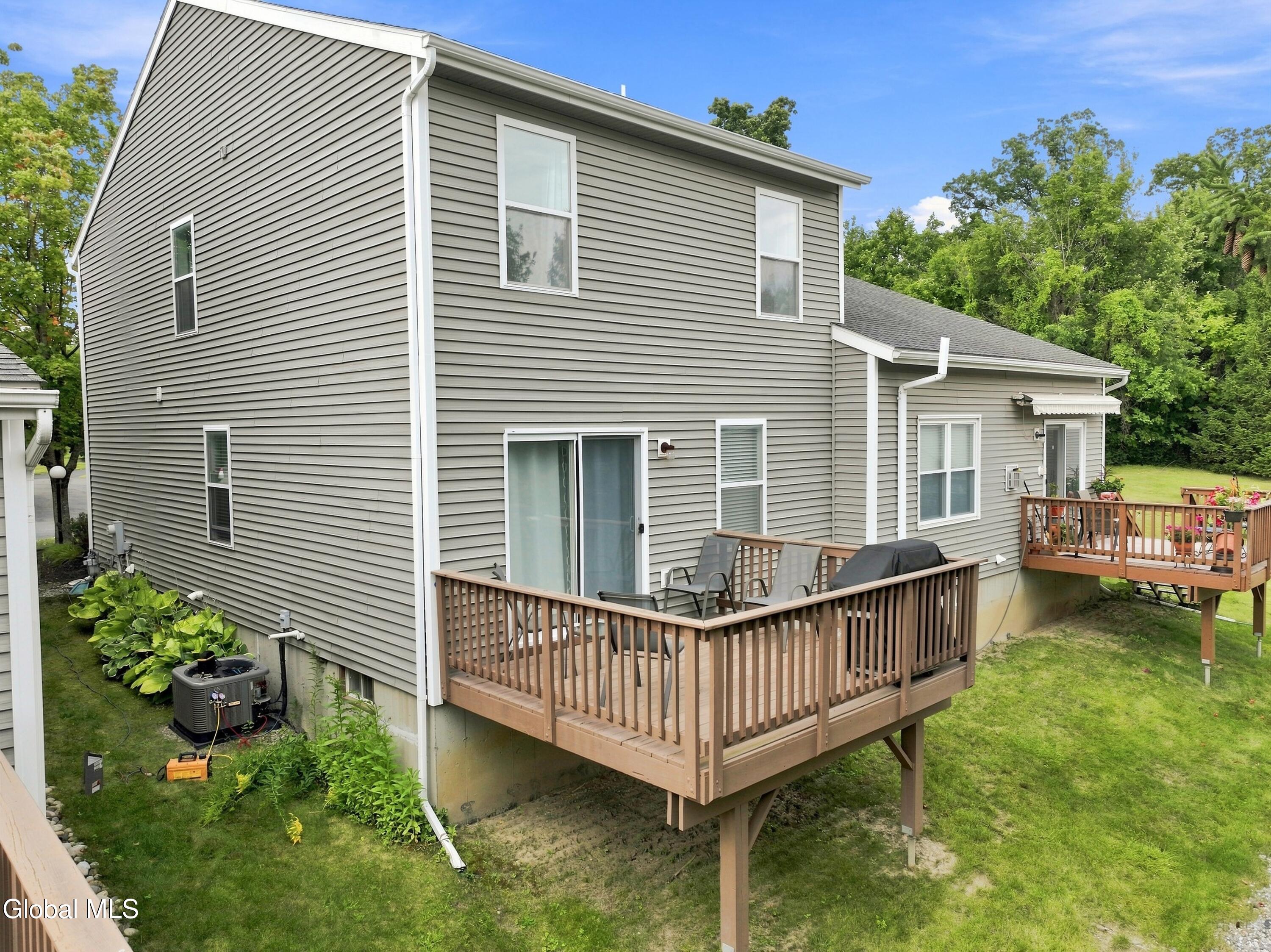 131 Harvard Road Watervliet NY 12189