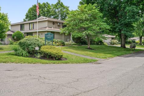35 Donna Lynn Drive East Greenbush NY 12061