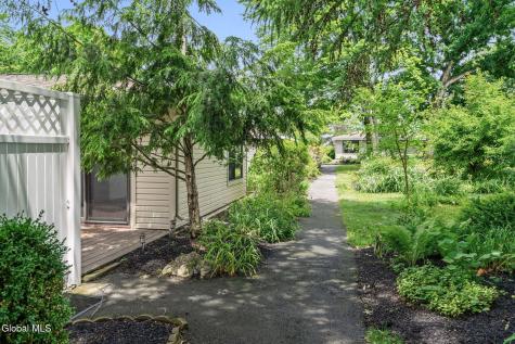 35 Donna Lynn Drive East Greenbush NY 12061