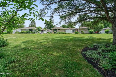 35 Donna Lynn Drive East Greenbush NY 12061