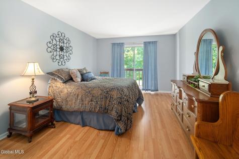12 Marsdale Court Selkirk NY 12158