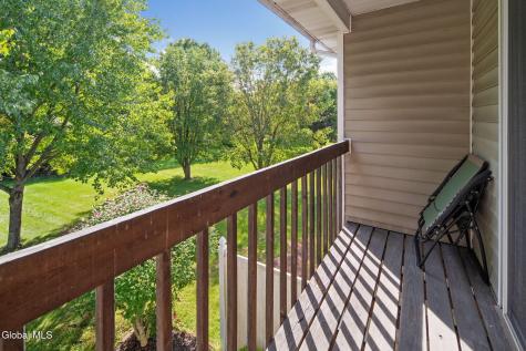 12 Marsdale Court Selkirk NY 12158