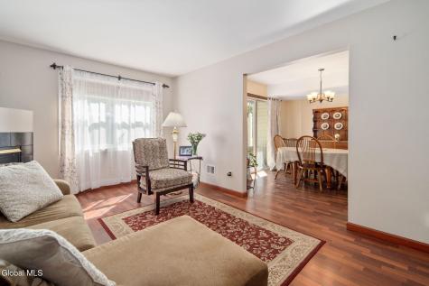 12 Marsdale Court Selkirk NY 12158