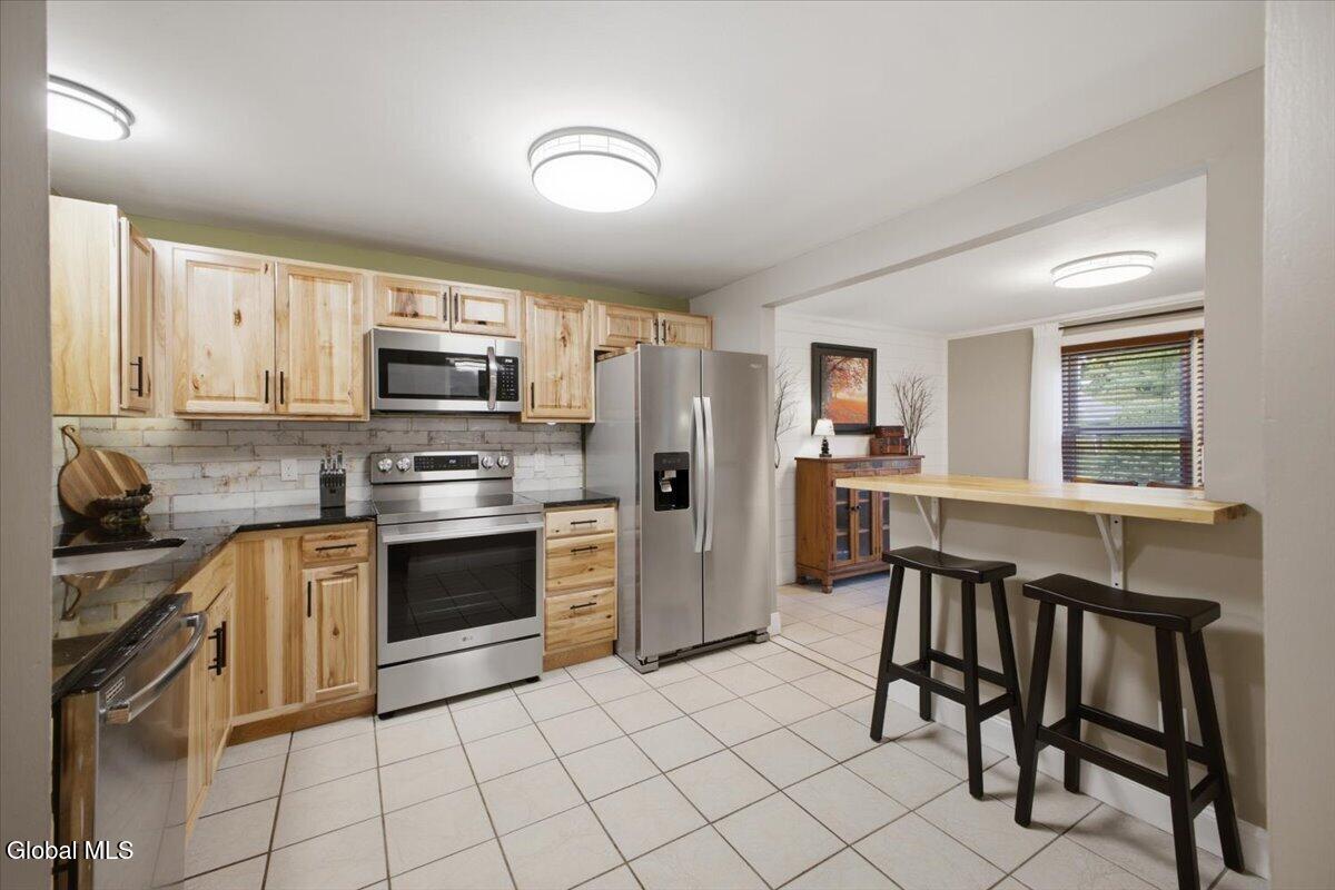 36 Queen Mary Drive Queensbury NY 12804