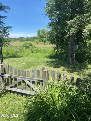 61 Plaza Avenue East Greenbush NY 12144
