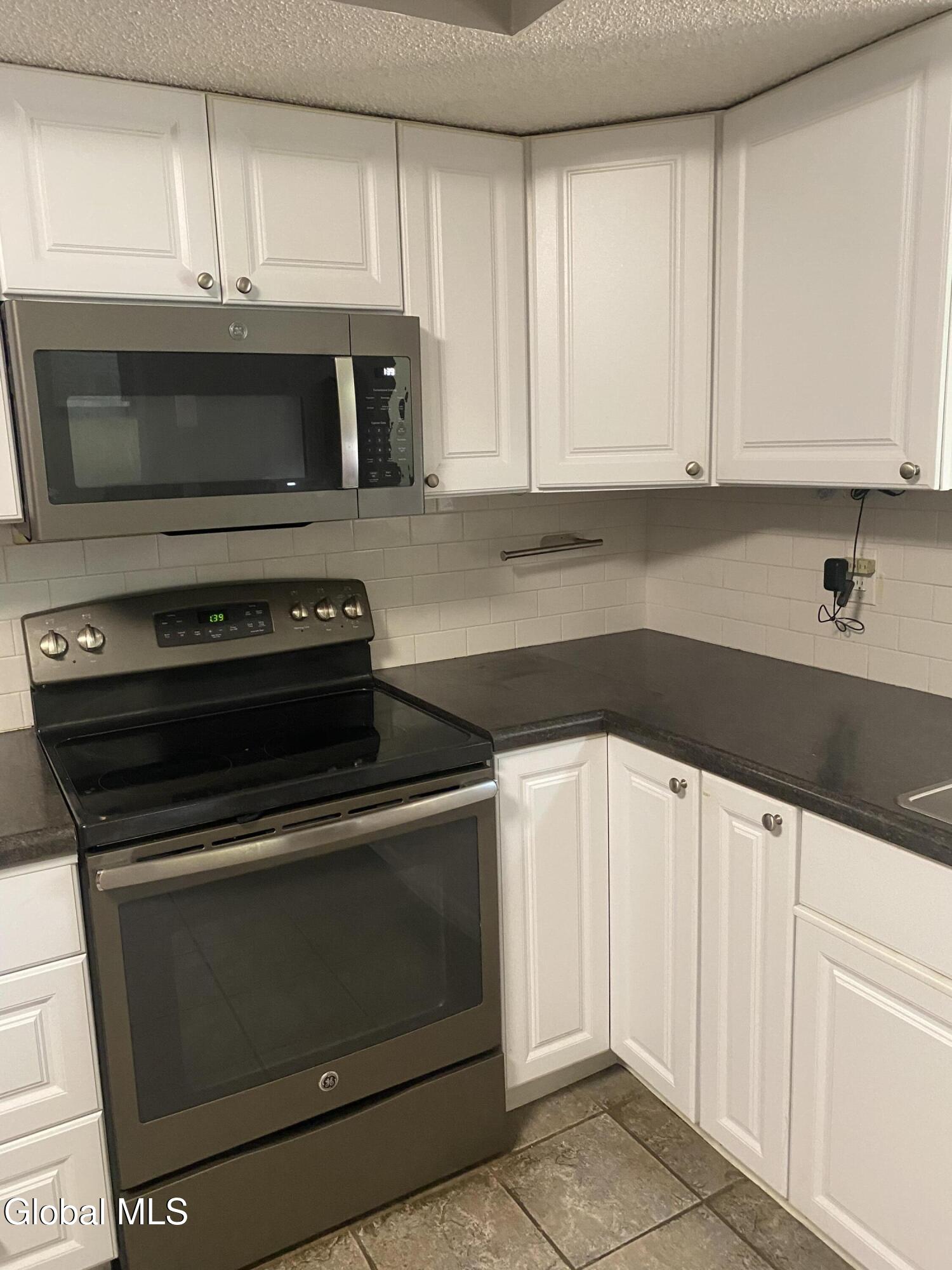 61 Plaza Avenue East Greenbush NY 12144