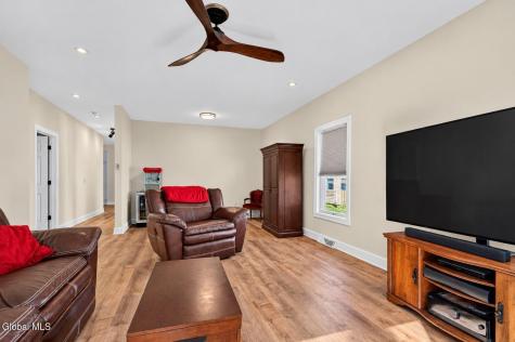 10 Lori Jean Place Troy NY 12182