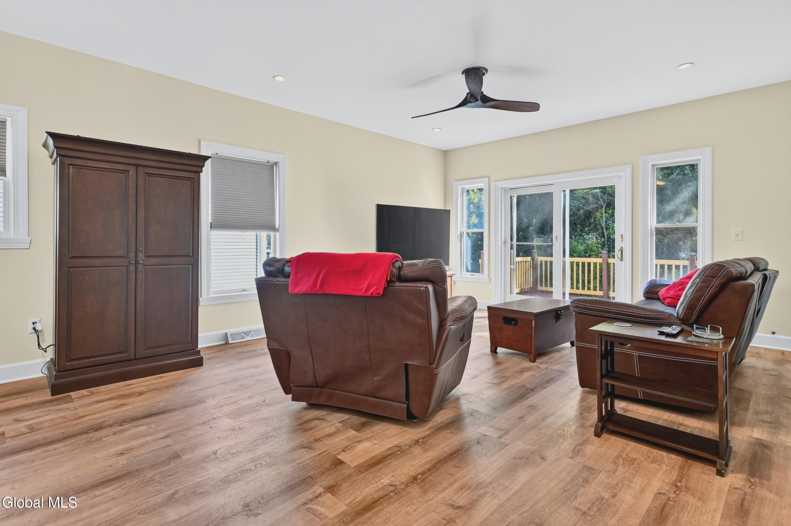 10 Lori Jean Place Troy NY 12182