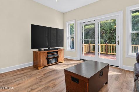 10 Lori Jean Place Troy NY 12182