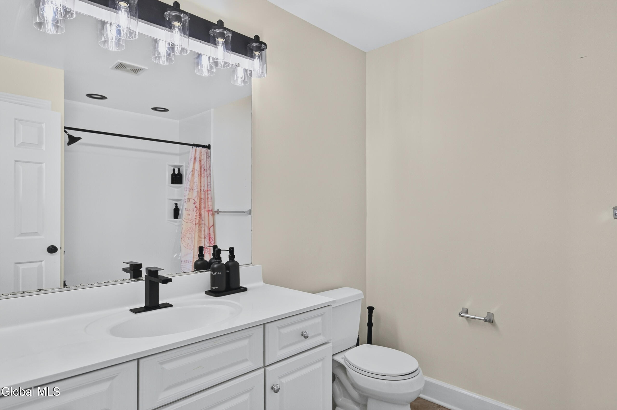 10 Lori Jean Place Troy NY 12182