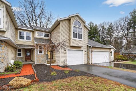 525 Highwood Circle Albany NY 12203