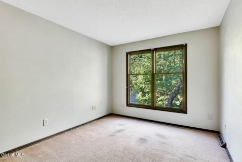 14 Brenden Court Clifton Park NY 12065