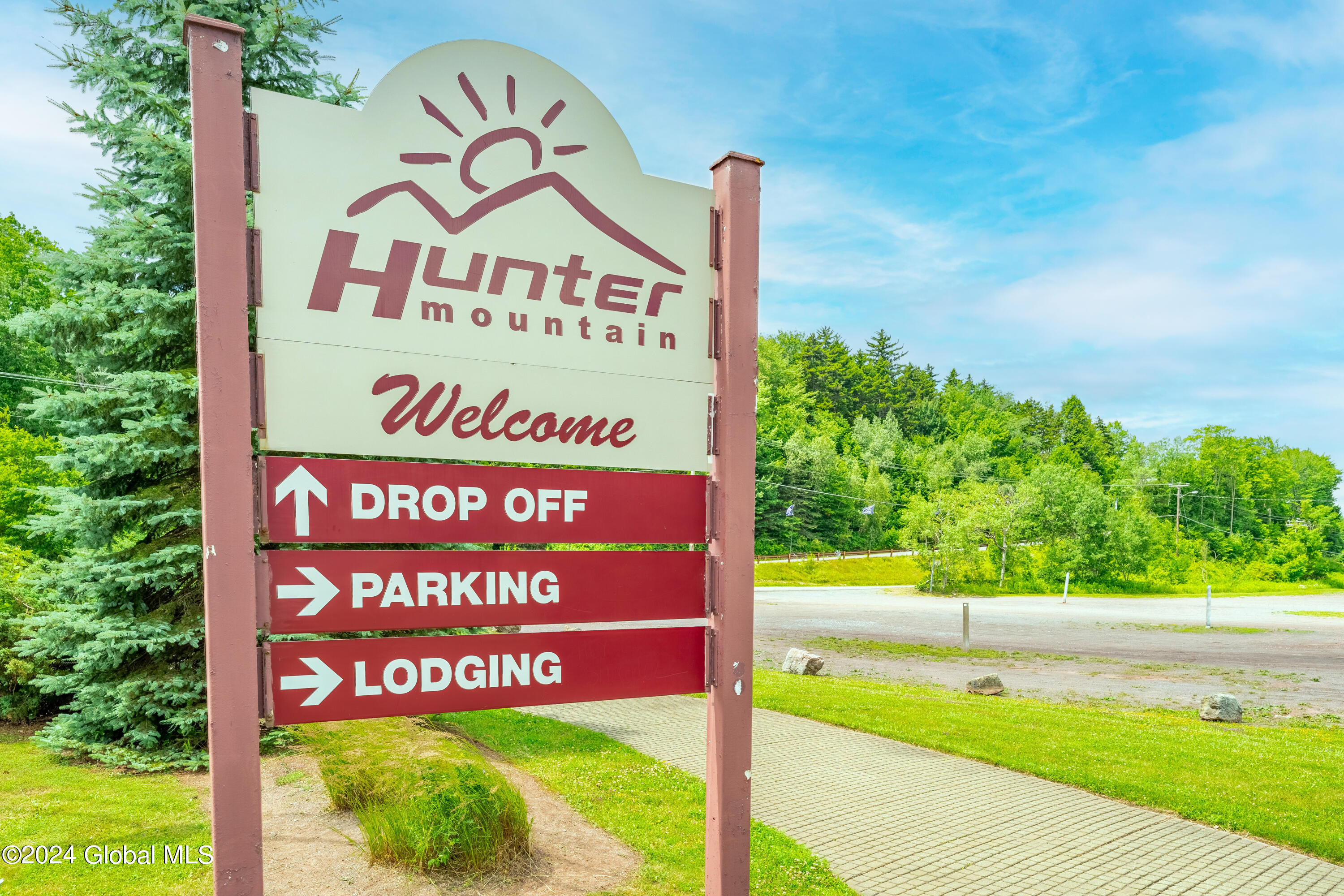 62 Liftside Drive Hunter NY 12442