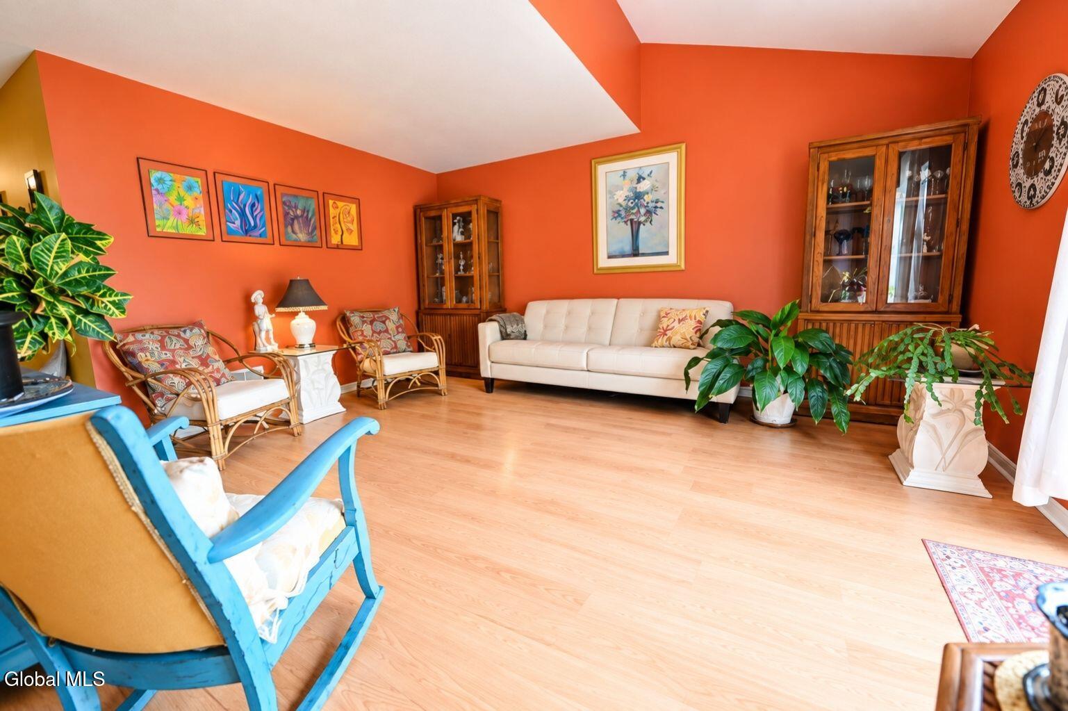 102 Bridgewood Lane Watervliet NY 12189