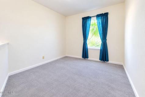 102 Bridgewood Lane Watervliet NY 12189