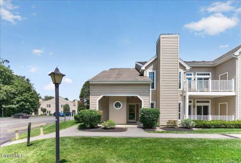 1011 Hampton Place Boulevard Troy NY 12180