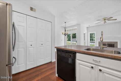 1011 Hampton Place Boulevard Troy NY 12180
