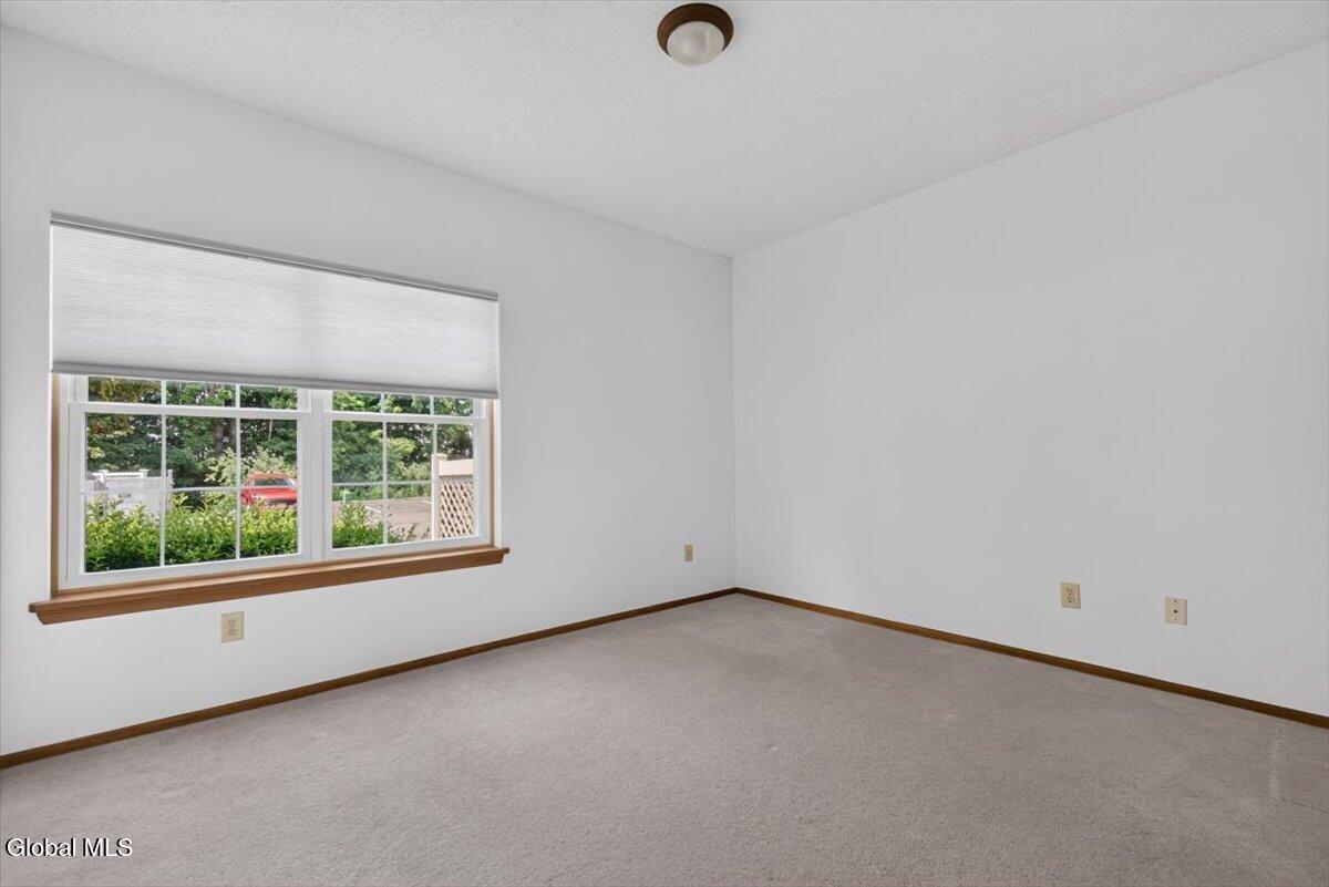 1011 Hampton Place Boulevard Troy NY 12180