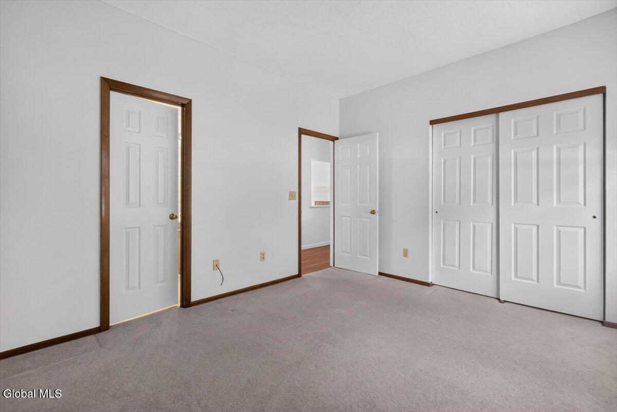 1011 Hampton Place Boulevard Troy NY 12180
