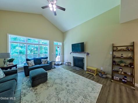 36C Idared Lane Clifton Park NY 12065