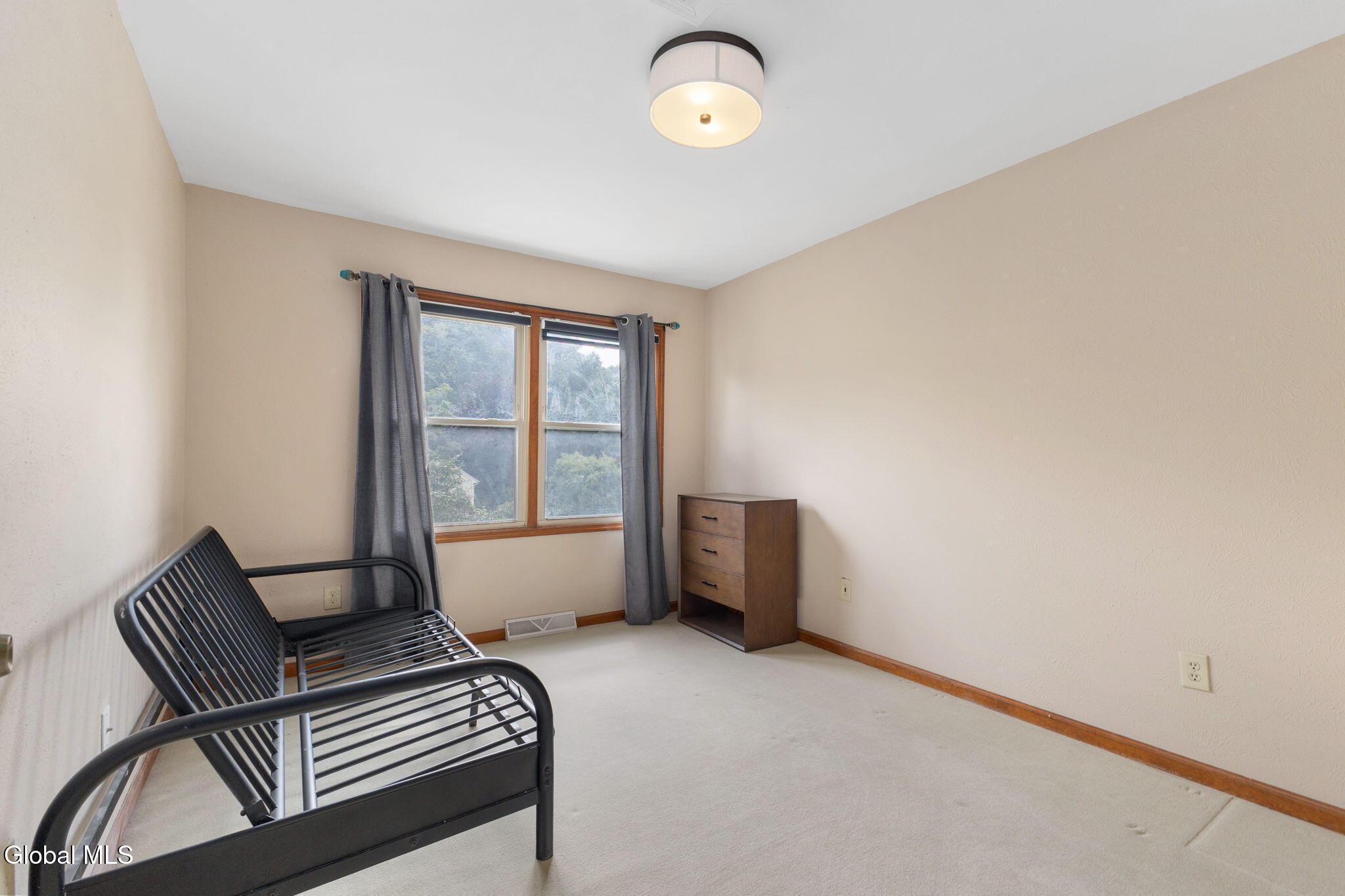 214 Walnut Lane Slingerlands NY 12159