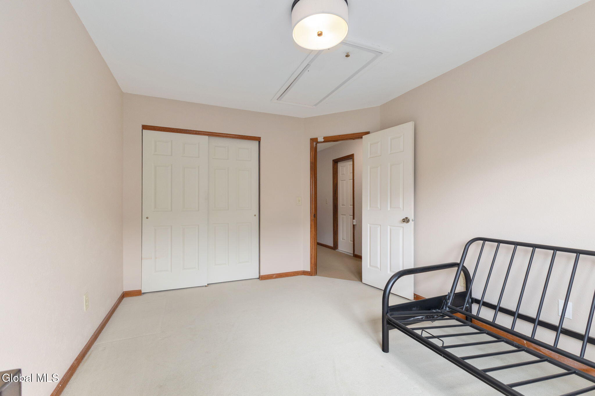 214 Walnut Lane Slingerlands NY 12159