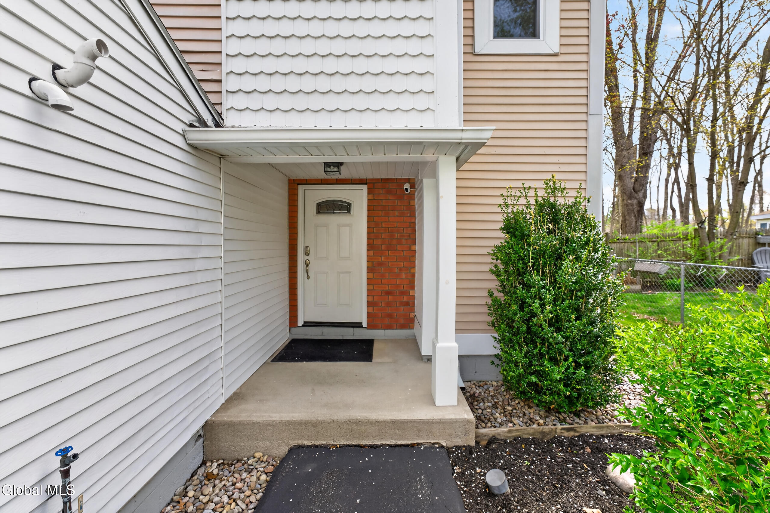 47 Pico Road Clifton Park NY 12065