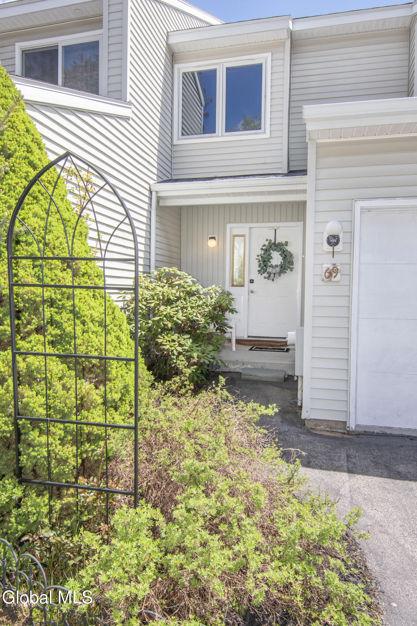 69 Belmont Drive Saratoga Springs NY 12866