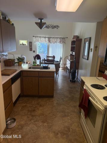 53 Queen Mary Drive Queensbury NY 12804