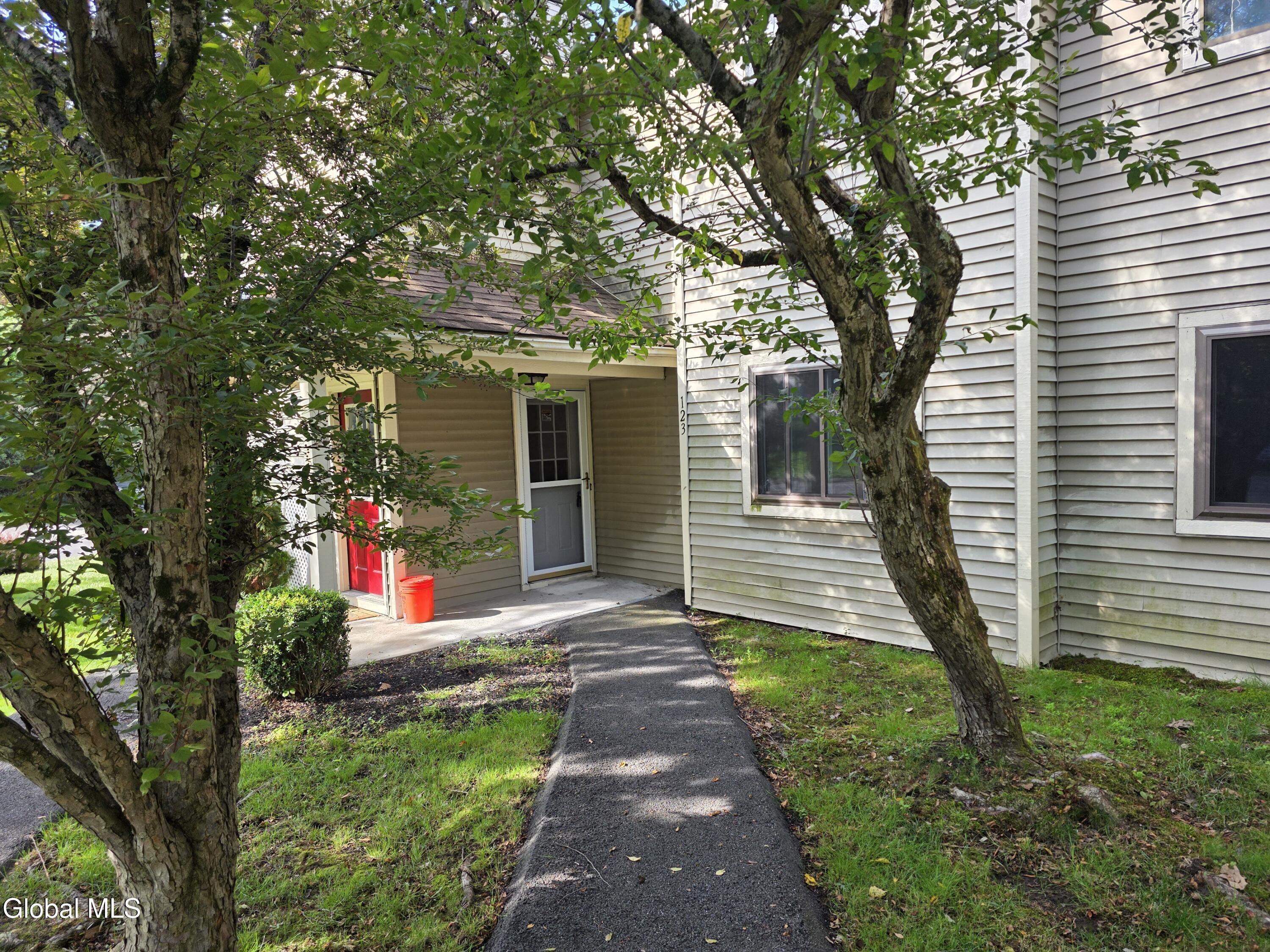 123 Victory Way Clifton Park NY 12065