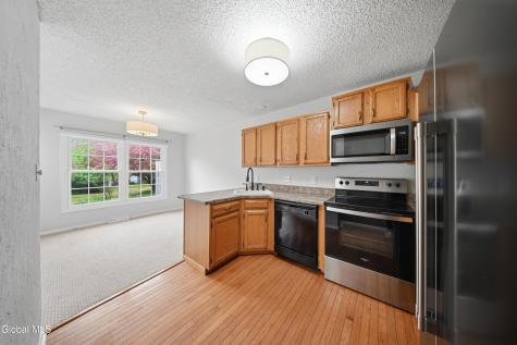 39 Wilan Lane Albany NY 12203