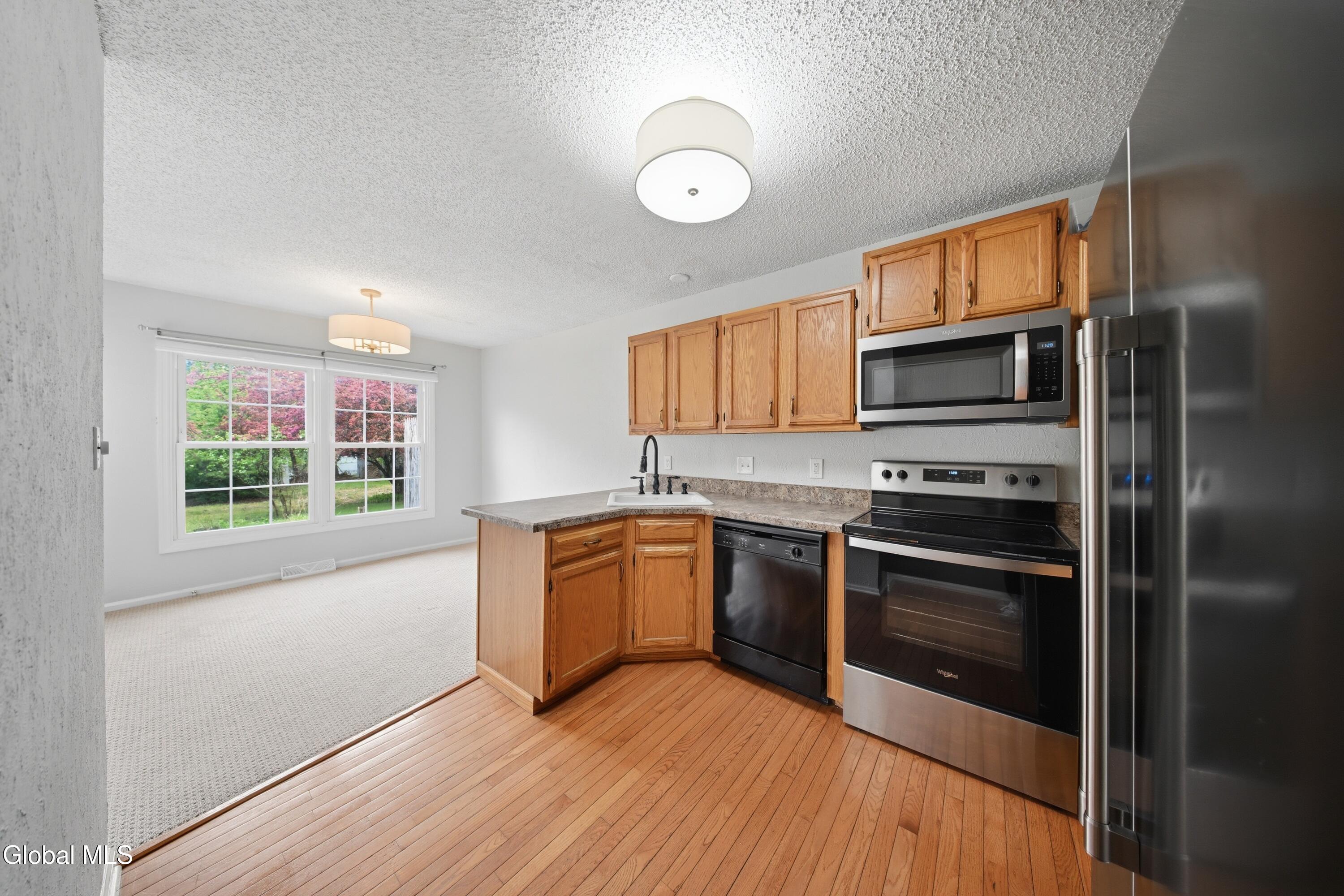 39 Wilan Lane Albany NY 12203