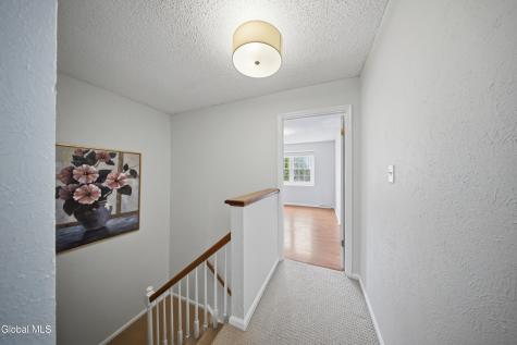 39 Wilan Lane Albany NY 12203