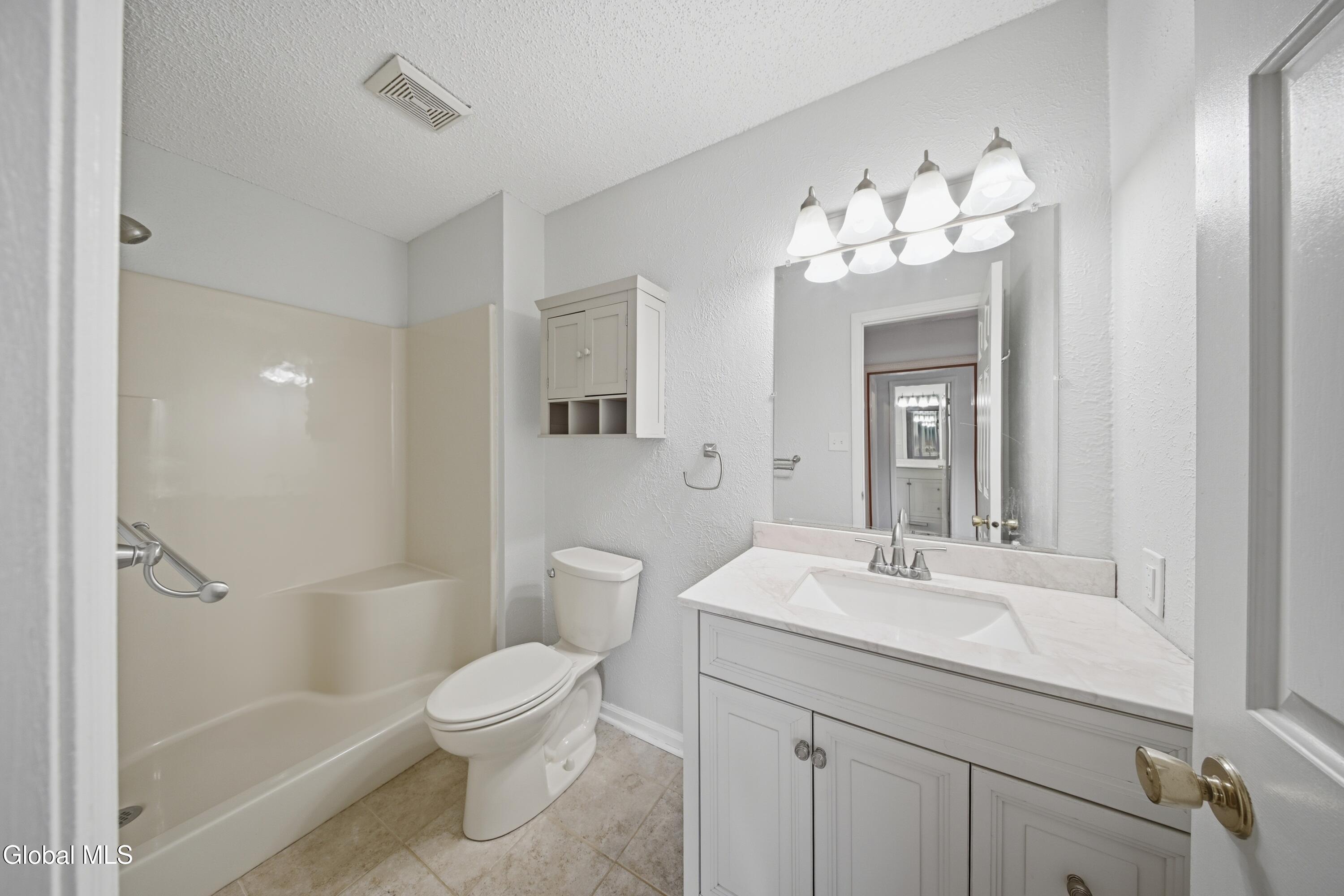 39 Wilan Lane Albany NY 12203