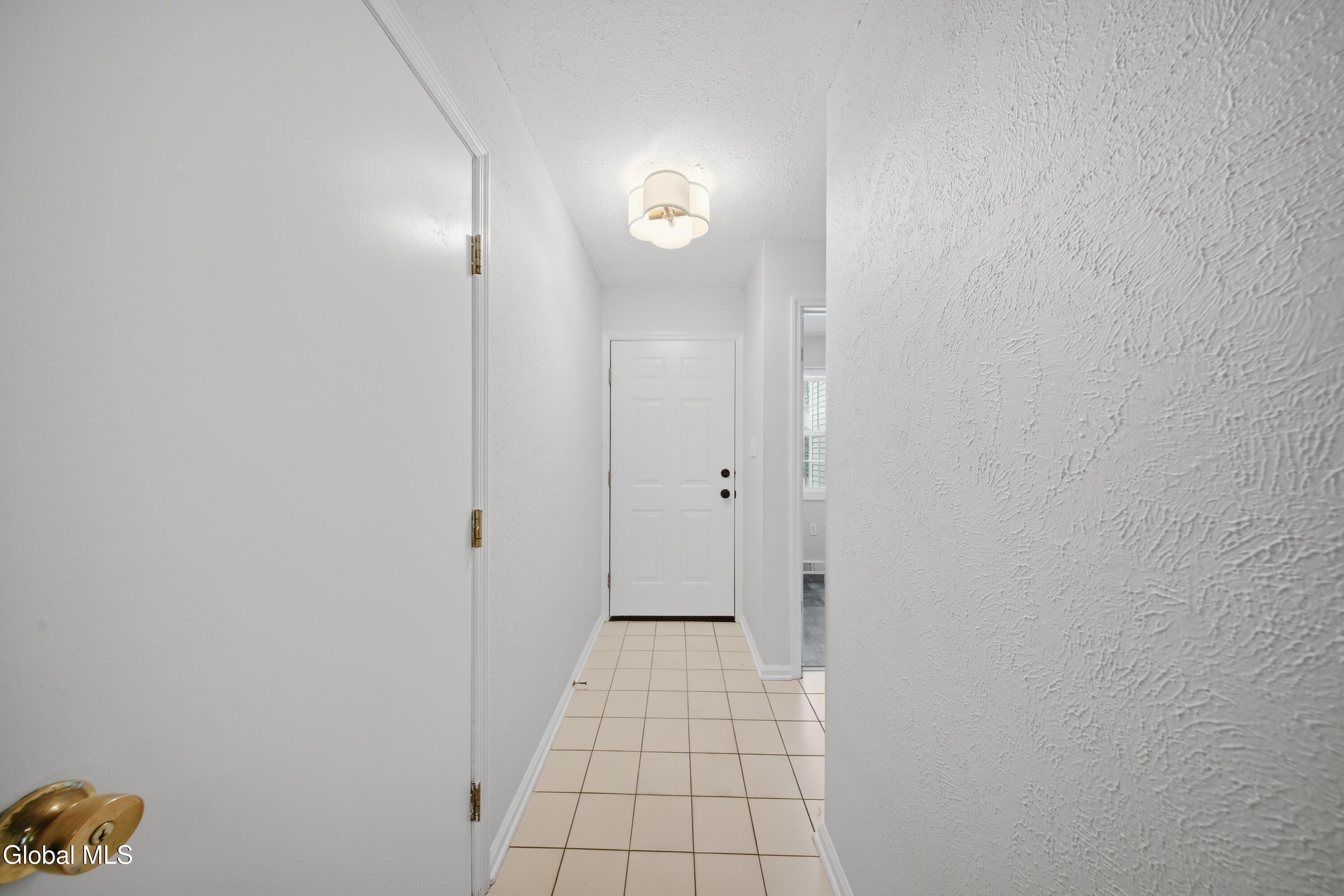 39 Wilan Lane Albany NY 12203