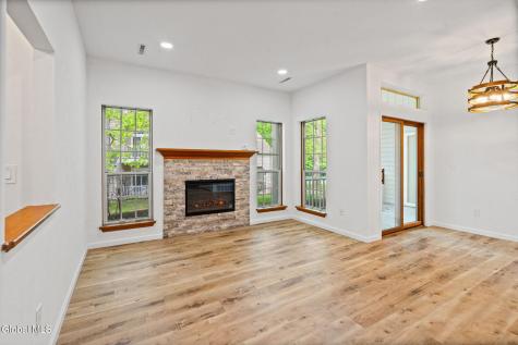 413 Hampton Place Boulevard Troy NY 12180