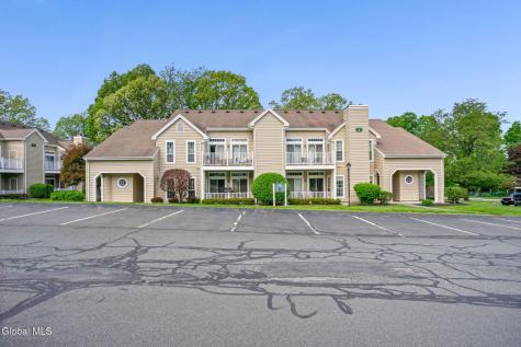 413 Hampton Place Boulevard Troy NY 12180