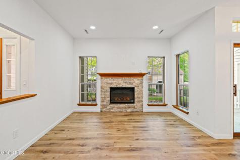 413 Hampton Place Boulevard Troy NY 12180